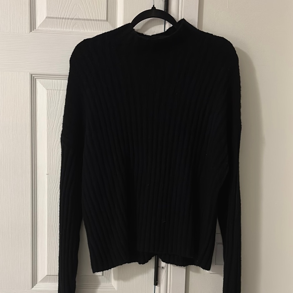 Black Ribbed Long Sleeve Sweater